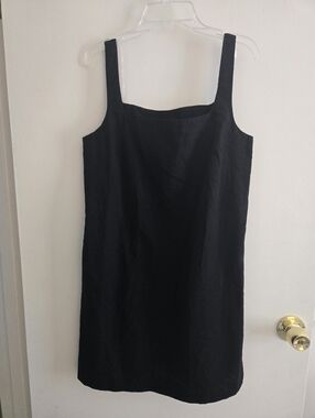 A New Day Classic Black Sleeveless Shift Dress